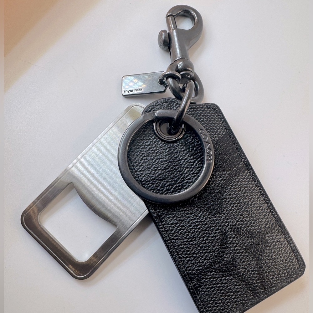 Coach Retro C Leather Keychain Bottle Opener Rare Japan Edition Gunmetal Logo - Picture 5 of 9